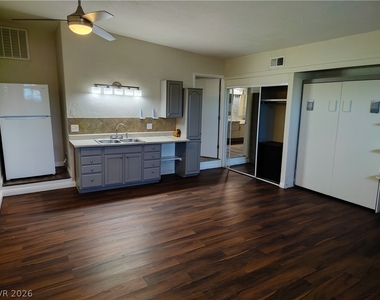 1155 Princess Katy Avenue - Photo Thumbnail 2
