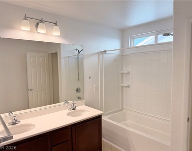 6212 W Cougar Avenue - Photo Thumbnail 18