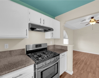 6836 Elm Creek Drive - Photo Thumbnail 5