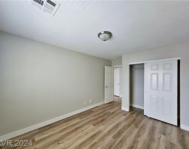 8961 Veneroso Street - Photo Thumbnail 20