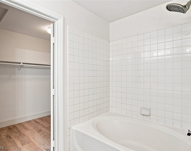 446 Winthrop Place - Photo Thumbnail 45