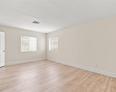 446 Winthrop Place - Photo Thumbnail 35