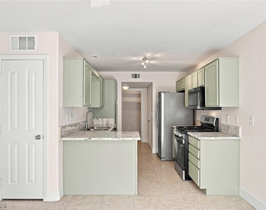 446 Winthrop Place - Photo Thumbnail 18