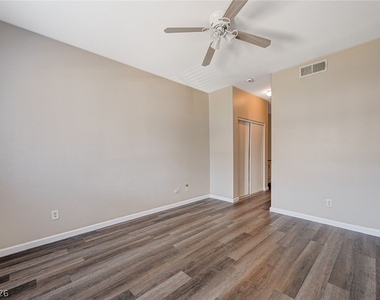5650 E Sahara Avenue - Photo Thumbnail 29