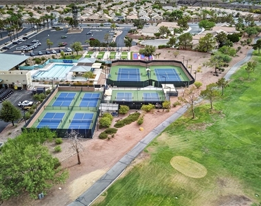 2118 Desert Woods Drive - Photo Thumbnail 23