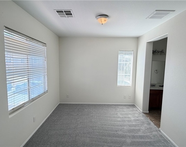 8373 Gourley Avenue - Photo Thumbnail 15