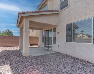 9548 Spring Blush Avenue - Photo Thumbnail 4
