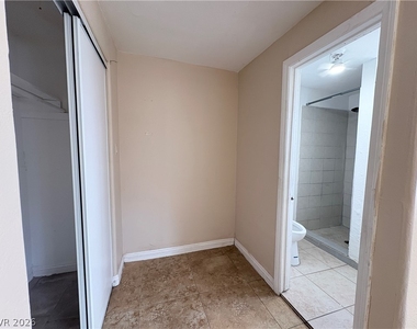 6329 Brittany Way - Photo Thumbnail 22