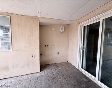 6329 Brittany Way - Photo Thumbnail 25
