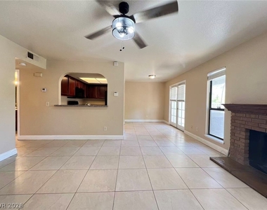 2112 Sunfish Drive - Photo Thumbnail 8