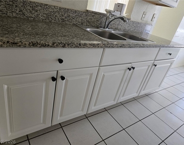 2775 Twistingbow Lane - Photo Thumbnail 2
