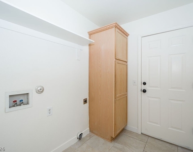 2021 S Dandelion Street - Photo Thumbnail 6
