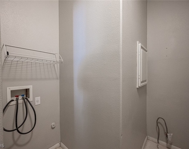 10211 Red Pueblo Place - Photo Thumbnail 37
