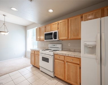 10211 Red Pueblo Place - Photo Thumbnail 18