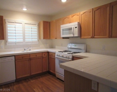 401 Amber Pine Street - Photo Thumbnail 1
