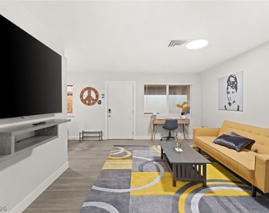 615 S 10th Street - Photo Thumbnail 5