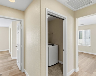 4683 Aventura Canyon Court - Photo Thumbnail 20