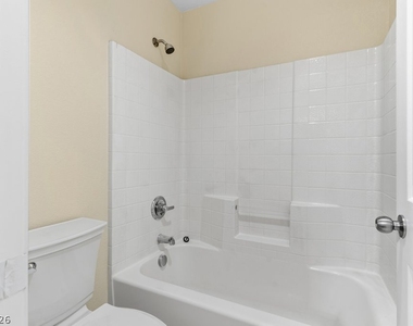 4683 Aventura Canyon Court - Photo Thumbnail 31