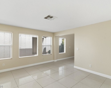 4683 Aventura Canyon Court - Photo Thumbnail 9