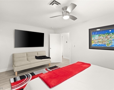 615 S 10th Street - Photo Thumbnail 12