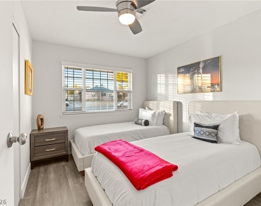615 S 10th Street - Photo Thumbnail 17