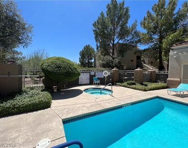 1901 Rio Canyon Court - Photo Thumbnail 4
