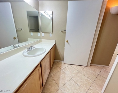 1901 Rio Canyon Court - Photo Thumbnail 17