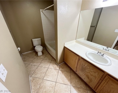 1901 Rio Canyon Court - Photo Thumbnail 15