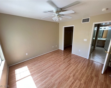 1901 Rio Canyon Court - Photo Thumbnail 11