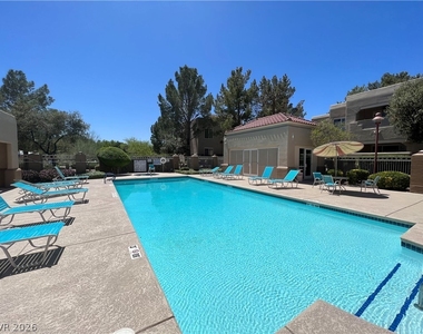 1901 Rio Canyon Court - Photo Thumbnail 3