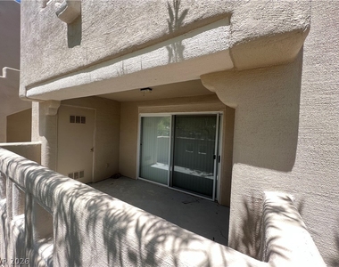 1901 Rio Canyon Court - Photo Thumbnail 8