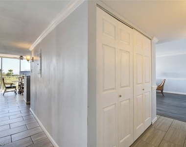 3111 Bel Air Drive - Photo Thumbnail 31