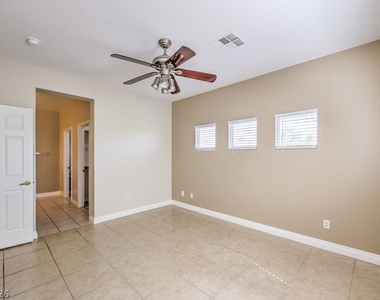 10540 Allthorn Avenue - Photo Thumbnail 18