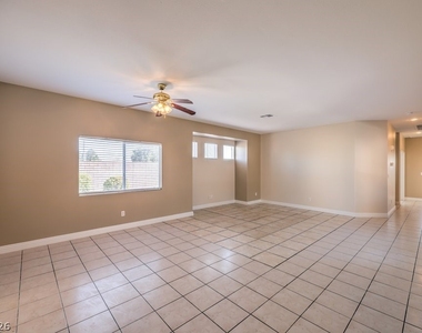 10540 Allthorn Avenue - Photo Thumbnail 3