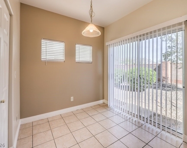 10540 Allthorn Avenue - Photo Thumbnail 11