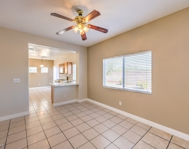 10540 Allthorn Avenue - Photo Thumbnail 6