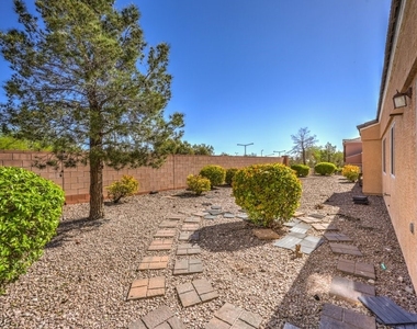 10540 Allthorn Avenue - Photo Thumbnail 30
