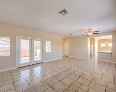 10540 Allthorn Avenue - Photo Thumbnail 5