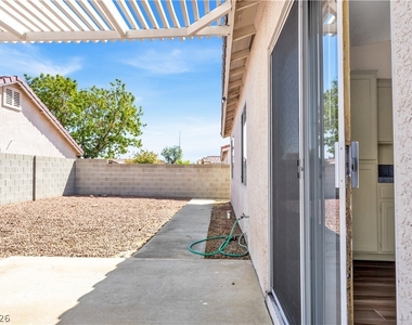 1426 Bugle Boy Drive - Photo Thumbnail 9