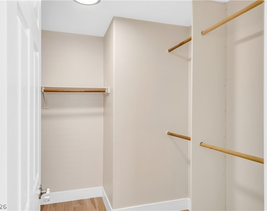 1426 Bugle Boy Drive - Photo Thumbnail 18