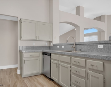 1426 Bugle Boy Drive - Photo Thumbnail 7