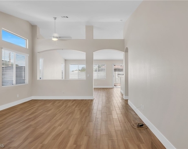 1426 Bugle Boy Drive - Photo Thumbnail 1