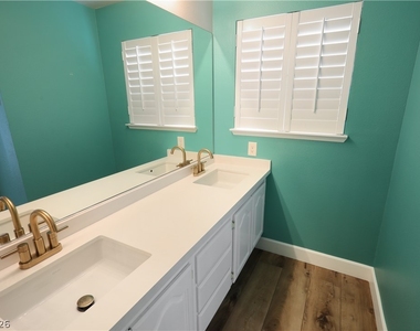 2641 Starfish Court - Photo Thumbnail 20