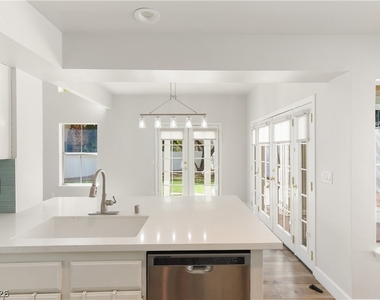 2641 Starfish Court - Photo Thumbnail 9
