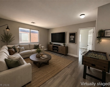 9769 Wailings Avenue - Photo Thumbnail 2