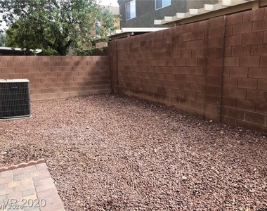 9769 Wailings Avenue - Photo Thumbnail 23