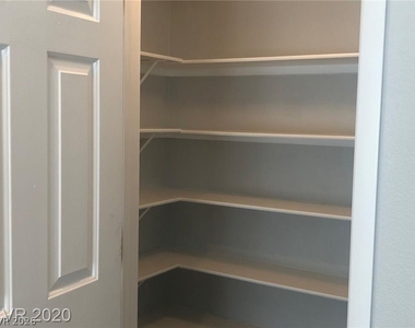 9769 Wailings Avenue - Photo Thumbnail 11