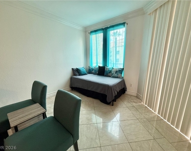 270 E Flamingo Road - Photo Thumbnail 3