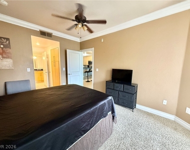 270 E Flamingo Road - Photo Thumbnail 9