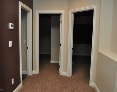 7804 Jacaranda Hill Court - Photo Thumbnail 13
